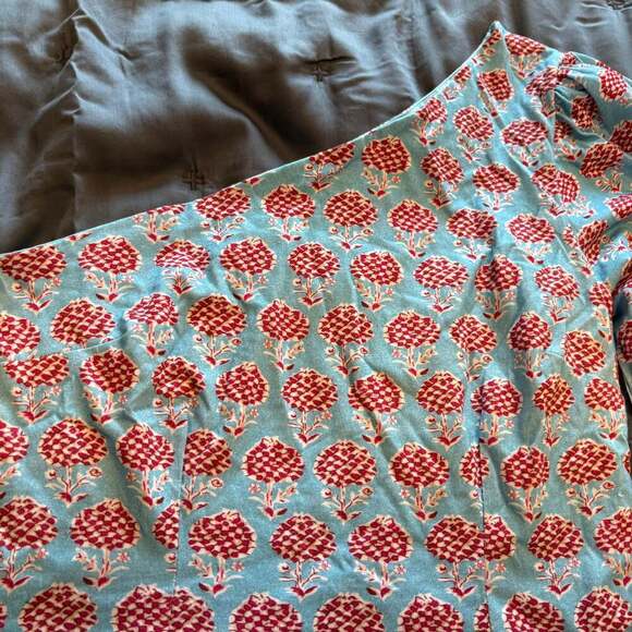 Anthropologie FOREVER THAT GIRL Puff-Sleeve One-Shoulder Blouse - Picture 6 of 7